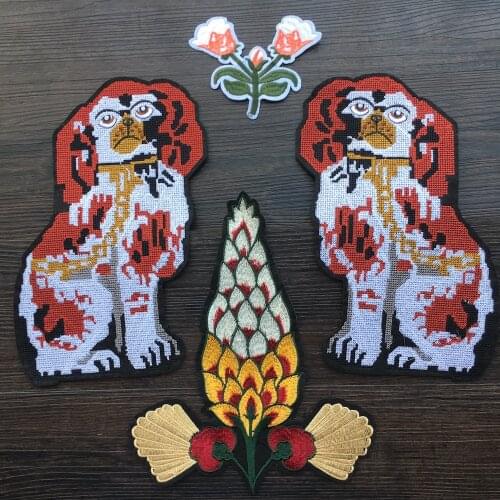 Fashion Brand Big Dogs Pineapple Flower Iron on Patches Embroidered Sew on Applique Decoration Stickers For Clothes Bags LSHB705