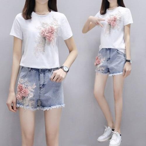 2021 Summer Two Piece Set Women Heavy Work Embroidery 3D Flower T-shirts + Short Jeans 2pcs Sets Casual Shorts Suit Outfits W413