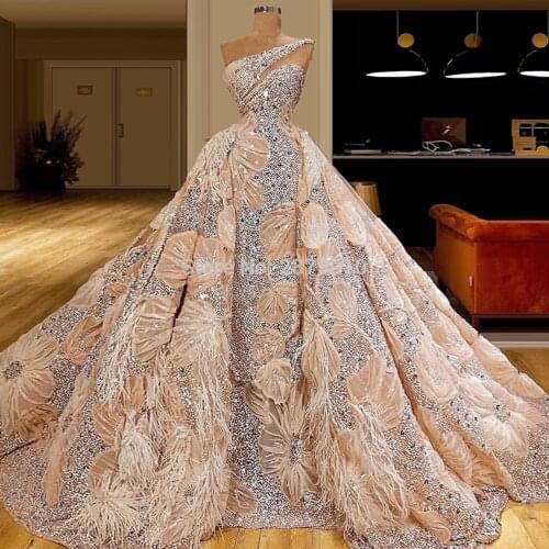 2020 One Shoulder Ball Gown Evening Dress Applique Beaded Sequins Feather Floor-Length Prom Dress Formal Dress Women Dress Dubai