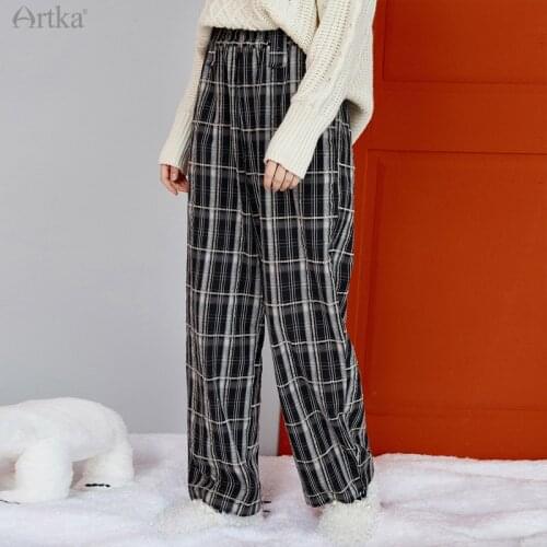 Artka Women's Velvet Trousers