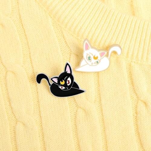 Student cartoon cat brooch, cute cat brooch, collar accessories, anti-glare buckle, bag decoration badge, gift for friends