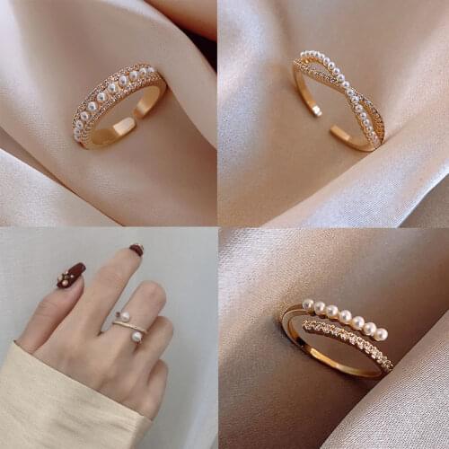 Vintage Gold Crystal Pearl Rings Beads Ring For Women Metal Charm Ring Wedding Fashion Jewelry Party Gifts