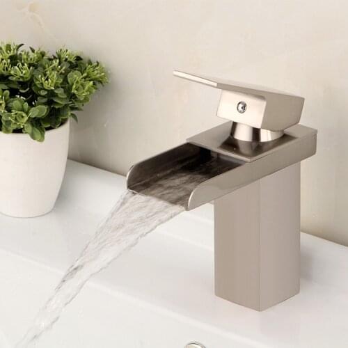 Bathroom Basin Faucet Brass Vanity Vessel Sinks Washbasin Cold Hot Water Mixer Tap Waterfall Deck Mount Brush Finish Single Hand