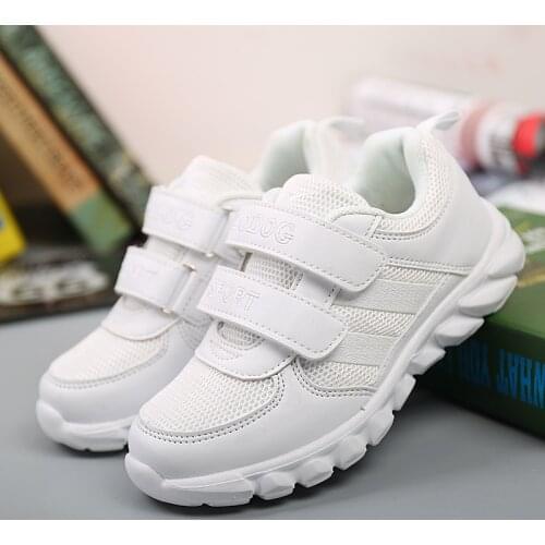 YIKUO Skateboarding Shoes