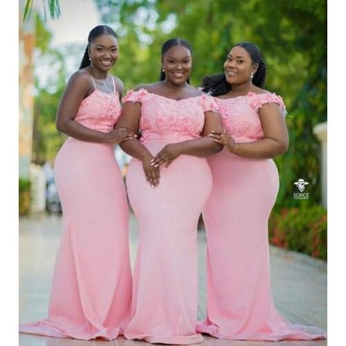 Vintage Long Off Shoulder Mermaid Satin Pink Bridesmaid Dresses with Flower Buttons Back Brautkleider Robes de Soirée for Women