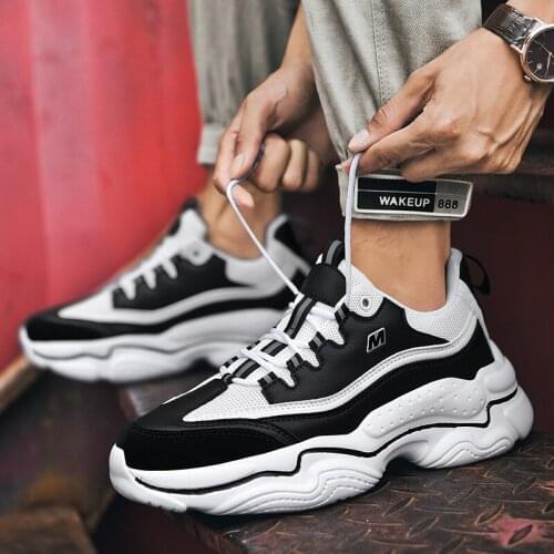 Breathable spring on Men de shoe sale for Fashionable summer informales fashion Light man sneakers Male walking sapato Mens s