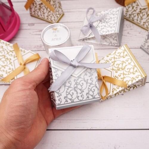 50pcs/lot Silver/Gold Candy Box Chocolate Box Party Supplies Paper Box With Ribbon Wedding Favors Decoration