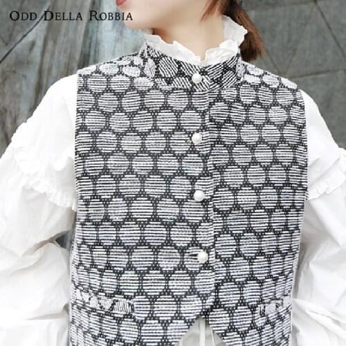 OddDellaRobbia 2021 Waistcoat Women Spring Summer Vintage Style Embroidered Jacquard Small Stand Collar Arc Cut Vest Jacket 1256