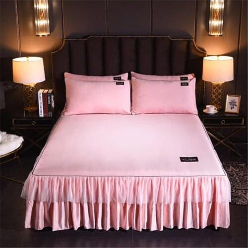 Solid Color Bed Skirt Silk Non-Slip Bedspread Four Seasons Soft Sheet King Hotel Pillow Covers Bedding Summer Cooling 200x220cm