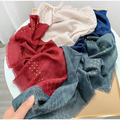 New Women Gold Rivet Design Scarf Cotton Stud Shawl and Wrap Female Viscose Long Patchwork Pashmina Scarf Bufandas Foulard Sjaal