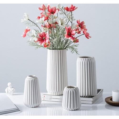 Ceramic Stripe Geometric Pattern Flower Vase Pots Modern Minimalist Fashion Living Room Flower Container Home Dec Ornaments
