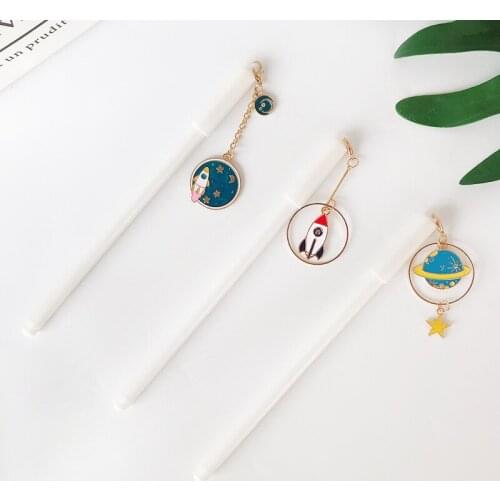 36PCS 2020 New Creative Spaceship Pendant Pen Student Stationery Black Pen Space Rocket Gel Pen Kawaii School Supplies