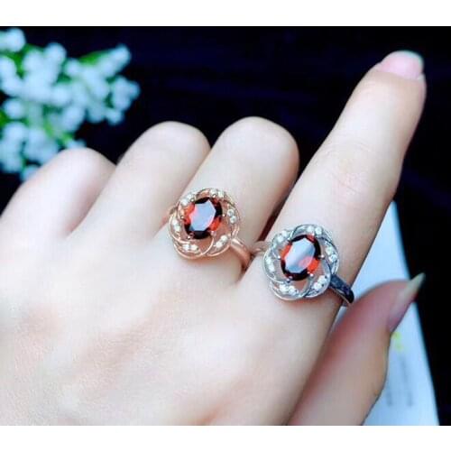 New Fine Rose Golden Flower Rings With Oval Red Natural Stone Zircon Fashion Romantic Jewelry For Women Wedding Engagement Party