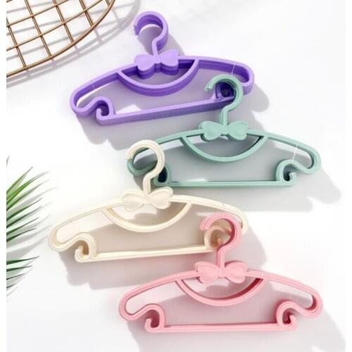 Kids Clothes Hanger Racks Portable Plastic Display Hangers Windproof Children Coats Hanger Baby Clothing Organizer