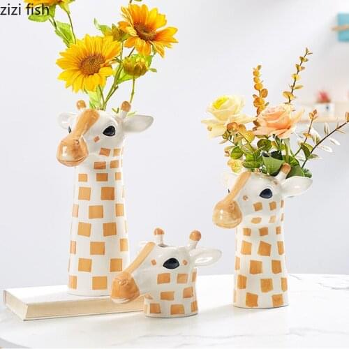 Ceramic Flower Vase Dried Flowers Flower Arrangement Decorative Vase Giraffe Statue Sculpture Home Decoration Ornaments Crafts
