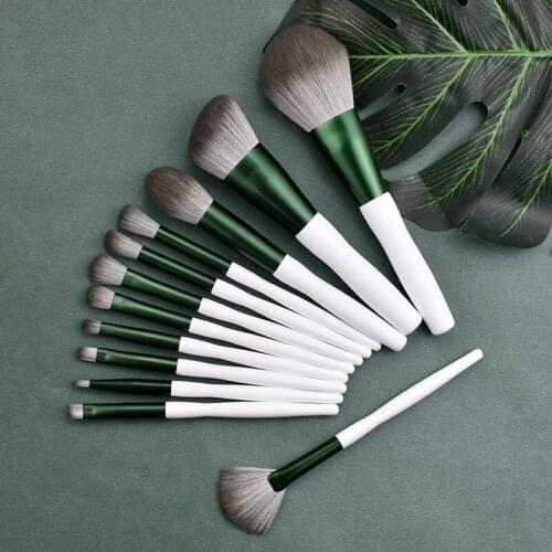 12PCS Green Glass Makeup Brush Set Super Soft Delicate Bionic Snow Fox Hair Full Set Of Brushes Soft Skin-Friendly