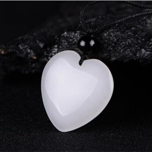 Natural Heart-shaped white chalcedony Pendant Necklace Men and Women Pendant Heart-shaped peach Sweater chain Jewelry Pendant