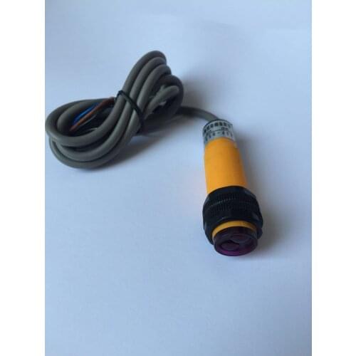 Diffuse photoelectric switch E3F-DS50P2 infrared sensor photoelectric eye PNP normally closed