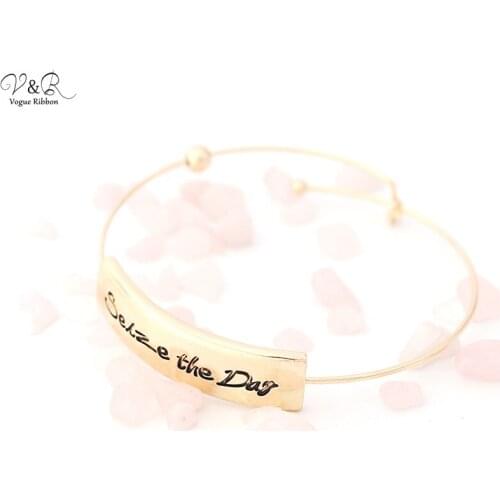 2020 New Arrival Jewelry Imitation Stretch Bracelet with SEIZE THE DAY Words Letter Stretch Bracelet Bangle Womens