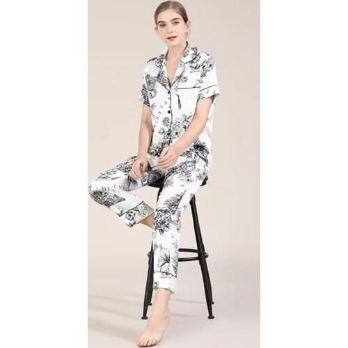 Summer Short-sleeved Trousers Ice Silk Pajamas for Women Printed Thin Home Clothes Ink Painting Floral Satin Two-piece Suit 2021
