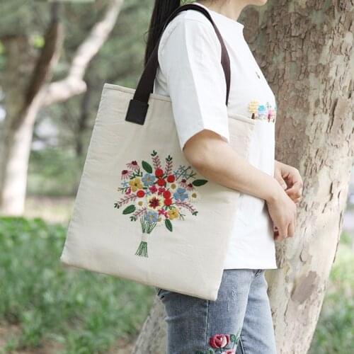 DIY Embroidery Needlework Kit of Canvas Bag Pattern Printed Cross-Stitch Set with Hoop Handmade Sewing Art Craft Creative Gift