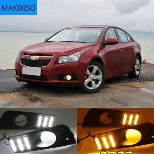 2PCS For chevrolet cruze 2009 2010 2011 2012 2013 2014 DRL Daytime Running Light fog lamp cover with yellow turn signal