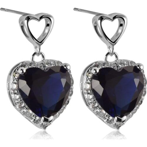 Weinuo Stud Earrings