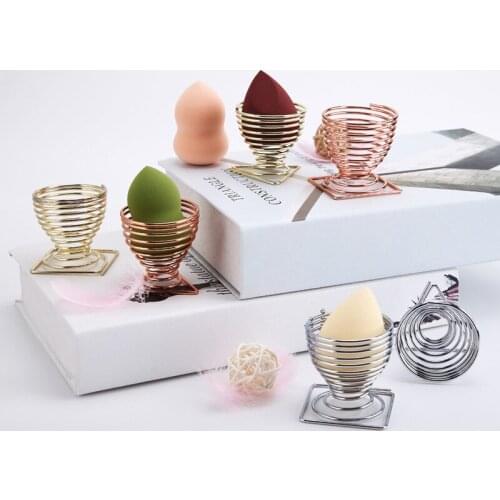1pc New Durable Powder puff bracket 3 kinds Geometric Base Dust proof and air drying Powder puff Shelf Beauty Tools Storage rack