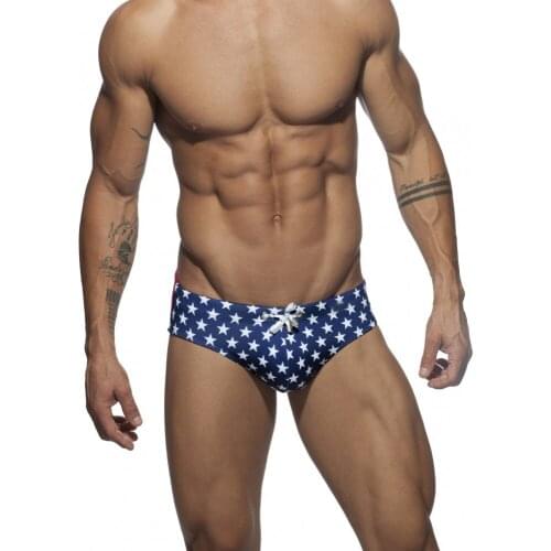 2018 Men Swimming Trunks Sexy Swim Briefs Men star swimsuit Low Waist Swimwear Chain Shorts Boxers Patchwork Color hot sell