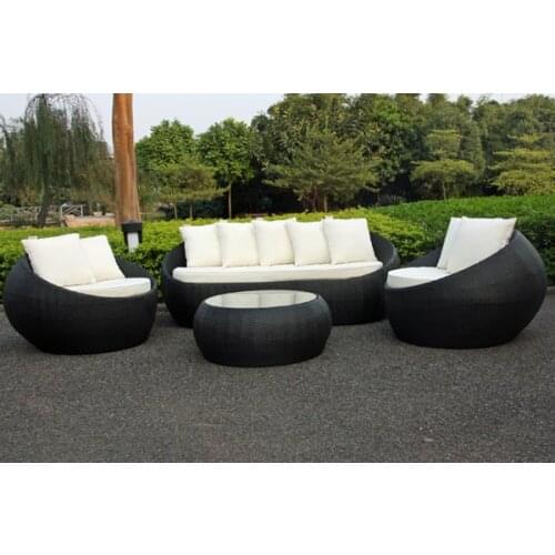 2017 Trade Assurance New arrival pe rattan led big round shaped outdoor rattan furniture