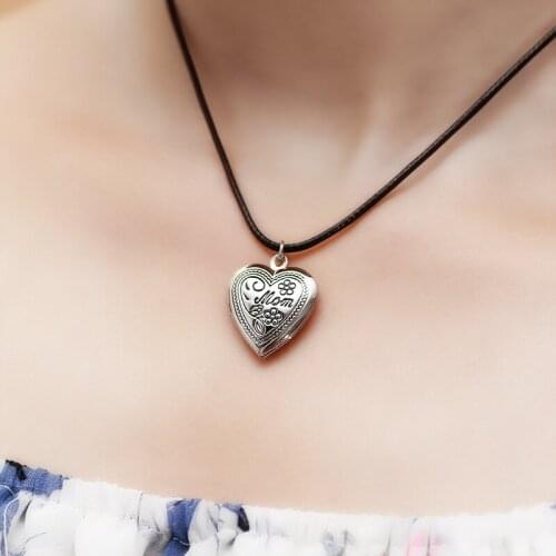 Flower Photo Frame Leather Rope Necklace Pendant For Women Heart Shape Necklace Jewelry Gift YT-N235
