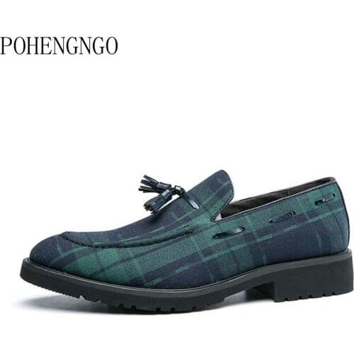 2021 Fashion Men Flat Celebration Formal Tassel Leather Shoes Handmade Wedding Party Men Loafers Outdoor Casual Driving Shoes