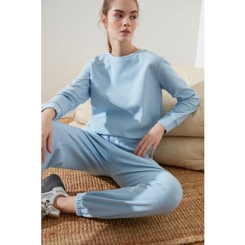 Trendyol Selanik Basic Knitted Sweatshirt TWOAW21SW0703