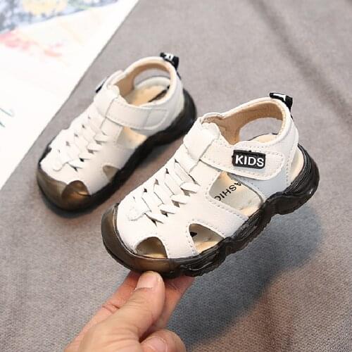 2021 Baby Boys Girls Fashion Sandals Breathable Anti-Slip Summer Newborn Toddler Leather Soft Soled First Walkers Beach Shoes