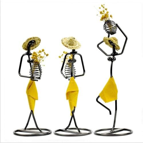 Creative Iron Artist Desktop Flower Arrangement Straw Hat Girl Flower Arrangement Living Room Bookcase Decoration Decoration