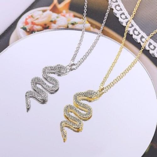 Charm Punk Crystal Snake Pendant Necklace Women Simple Gold Chain Choker Necklace Jewelry Trendy Statement Personalise Gift