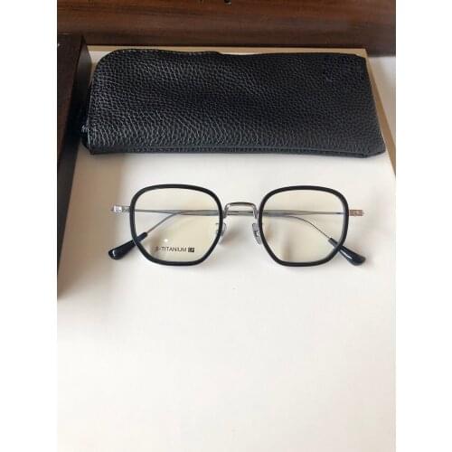 2021 New Boutique Prescription Eyeglass Frame Retro Small Box Design Titanium Alloy Material Creates Ultra Light Com