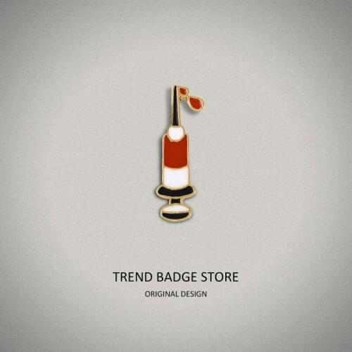 Fashion Pins metal for Backpack and creative mini syringe of medical mercury medicine Brooches for womens Clothing Hat Badge