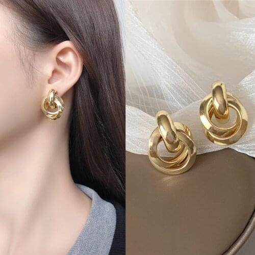 Vintage Womens Earrings Gold Unusual Hoop Earrings for Women Korean Geometry Metal Earrings 2021 Trendy Fashion Female Jewelry