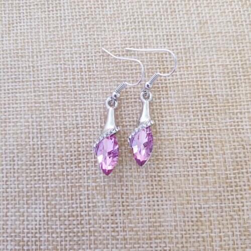 High-end jewelry 925 sterling silver ladies earrings, one heart and one silver rose red ear hook crystal earrings E0205