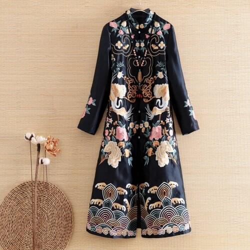 Embro mill elegant lady Top high-end outerwear autumn embroidery Retro women vintage Plus Size trench coat female M-XXXL