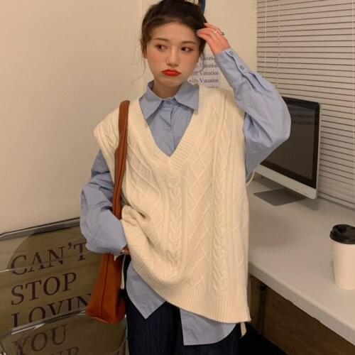 New han edition western style restoring ancient ways to wear a sweater vest outside the two-piece knitted vest shirt