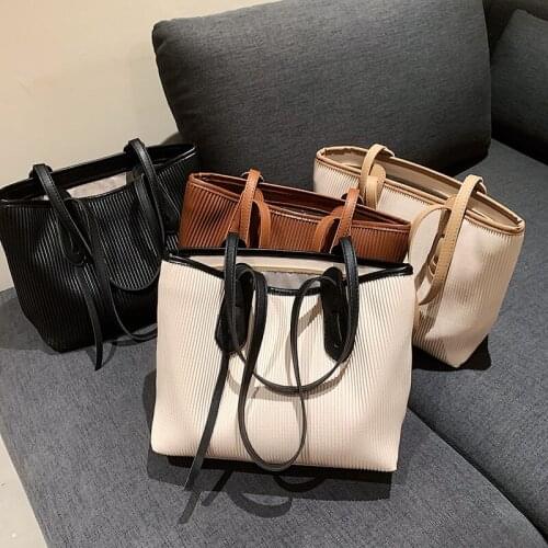 2022 Winter New High-quality PU Leather Womens Designer Handbag Luxury Brand Shoulder Messenger Bag Pleated Tote Bag