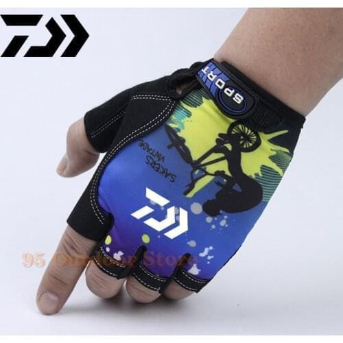 Daiwa Fishing Gloves Men And Women Half Fingers Sport Gloves Outdoor Gloves Summer Sunscreen Non-slip Gloves Sunscreen Gloves