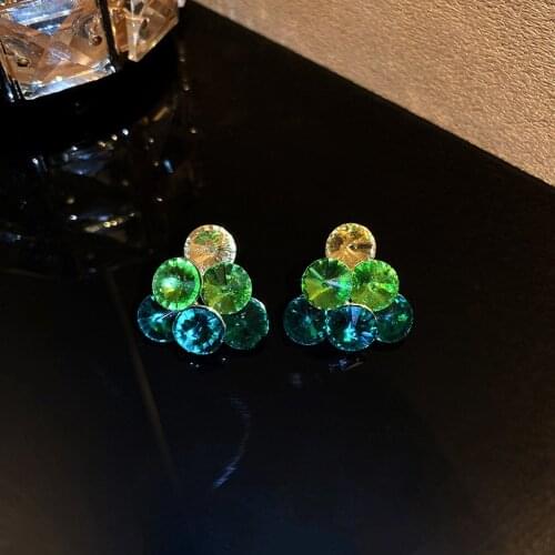 2021 Korean Fashion Jewelry Vintage Luxury Crystal Triangle Stud Earrings for Women Girls French Style Piercing Earrings