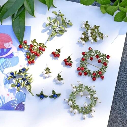 Retro Elegant Plant Brooches For Women Fashion Jewelry Female Party Accessories Good Gife Freshwater Pearls Leaves Brooch Pins
