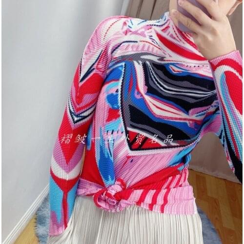 IN STOCK Miyake fold long sleeve T-shirt stand collar print Tofu pleats T-shirt HOT SELLING