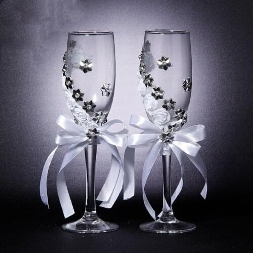 Wedding Champagne Glasses Groom and Bride Rose Flower Ribbon with Diamond Goblet Wedding Supplies Decoration Wine Glass Set