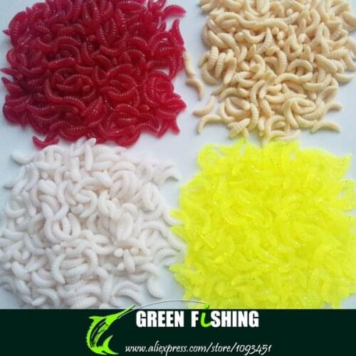Free shipping 200PCS 2cm 0.4g mixed color Fishy Smell Pesca fishing lure maggot Grub Soft Lure Baits smell Worms Fishing Lures