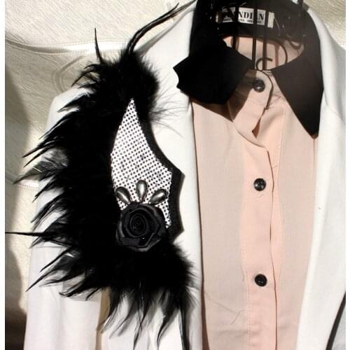 Handmade feather epaulette 26cm shoulder brooch epaulet/epaulettes spikes/escapulario blazer accessories Host decoration